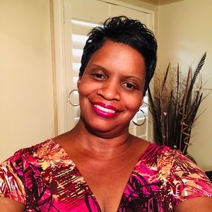 Meet your Posher, Kelli